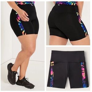 VS PINK Ultimate bike shorts 6”